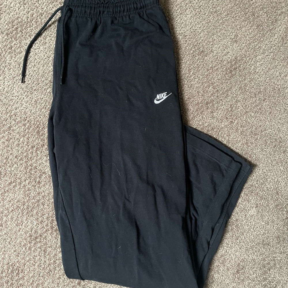 Men’s Nike sweatpants